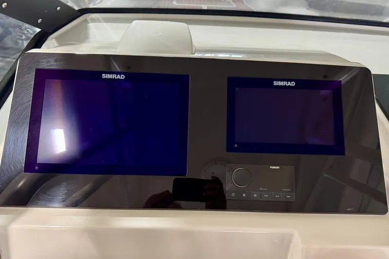 Slide: The Image of Electronics in Dash - 7