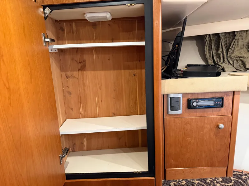 Slide: The Image of Meridian 490 Pilothouse 2003 - 59