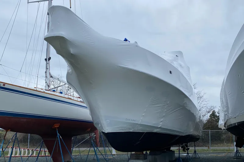 Slide: The Image of Meridian 490 Pilothouse 2003 - 87