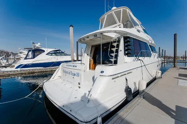 Slide: The Image of Carver Yachts 530 Voyager 2006 - 7