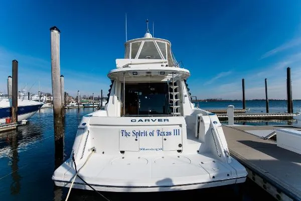 Slide: The Image of Carver Yachts 530 Voyager 2006 - 8