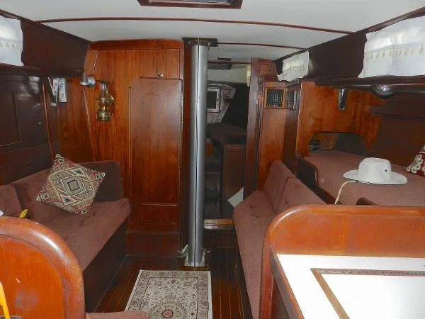 Slide: The Image of Tartan 37' KCB Sloop 1982 - 7