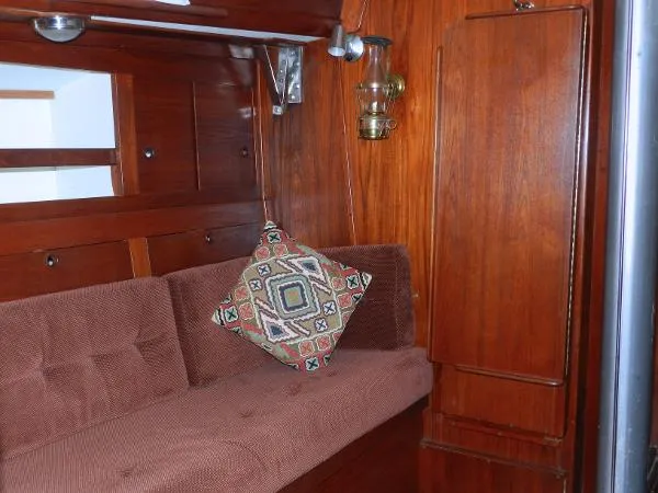 Slide: The Image of Tartan 37' KCB Sloop 1982 - 9