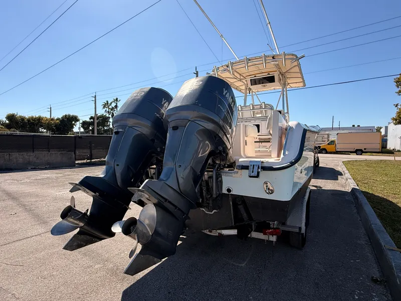 Slide: The Image of Grady-White Chase 273 2006 - 6