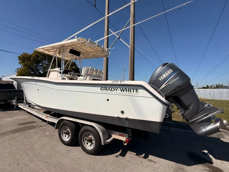 Slide: The Image of Grady-White Chase 273 2006 - 8