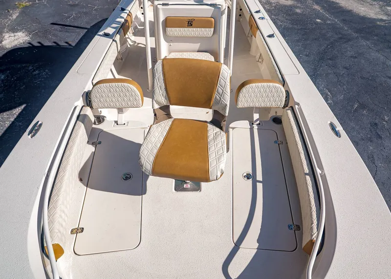 Slide: The Image of Carolina 24 Ultra Elite 2026 - 16