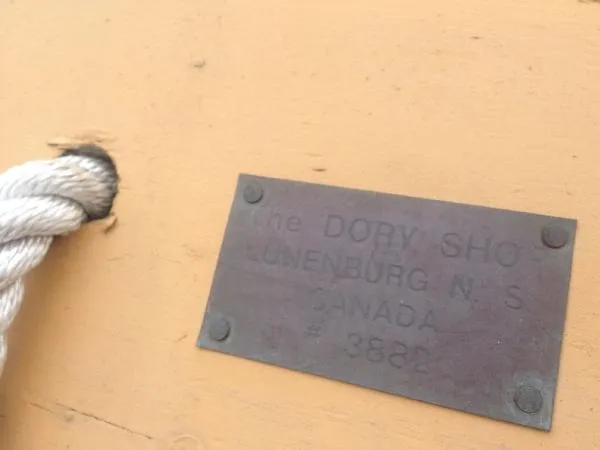 Slide: The Image of Dory Shop "Fortune Bay" 2006 - 4