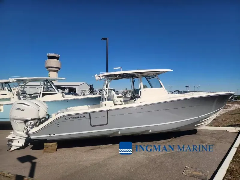 The Image of Cobia 350 Center Console 2026 - 1