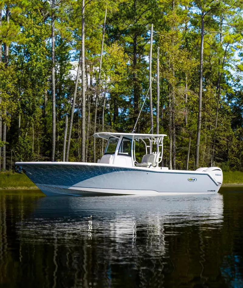 Slide: The Image of Sea Hunt Gamefish 28 Coffin Box 2026 - 2