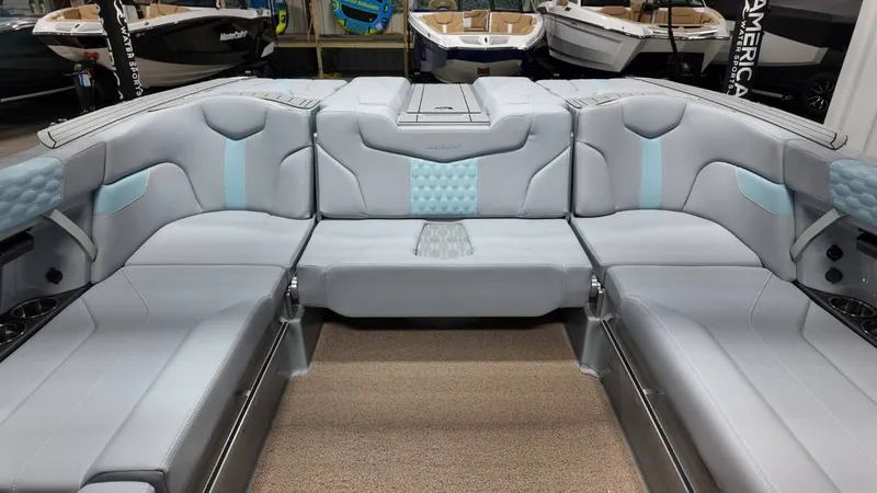 Slide: The Image of MasterCraft XT23 2026 - 35