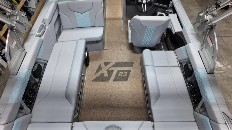 Slide: The Image of MasterCraft XT23 2026 - 40