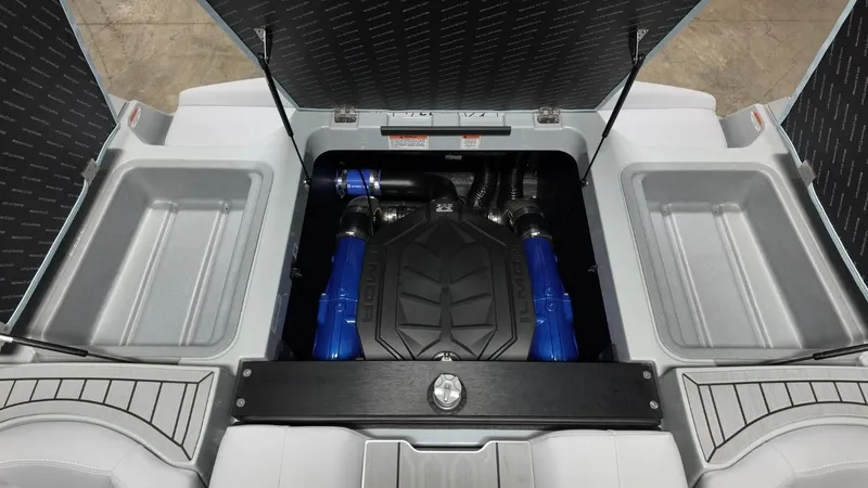 Slide: The Image of MasterCraft XT23 2026 - 43