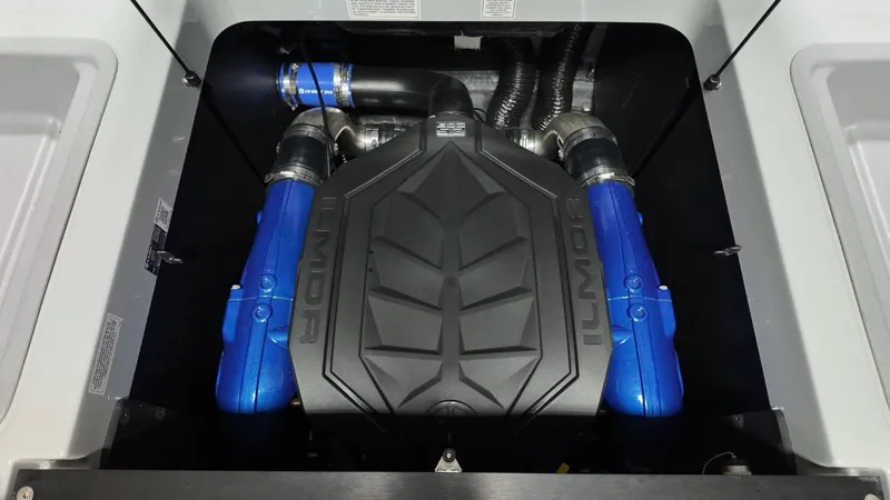 Slide: The Image of MasterCraft XT23 2026 - 44