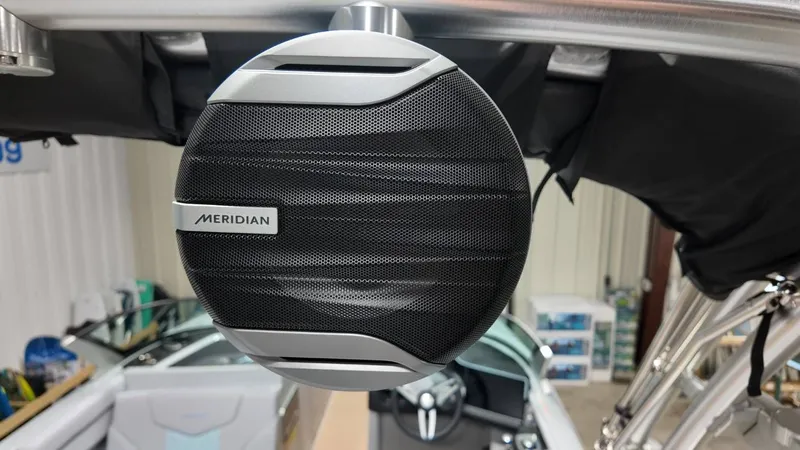 Slide: The Image of MasterCraft XT23 2026 - 47