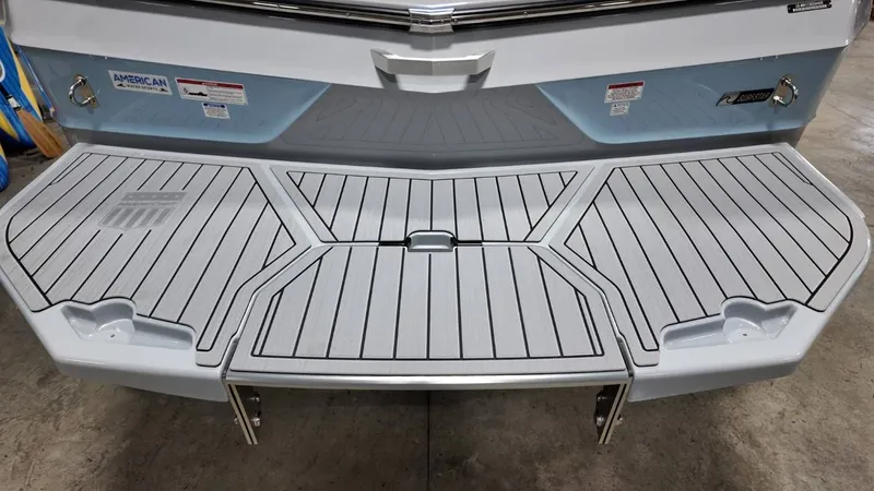 Slide: The Image of MasterCraft XT23 2026 - 51