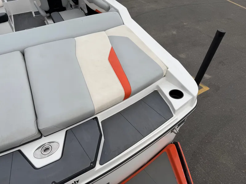 Slide: The Image of Axis Wake Research T220 2022 - 16