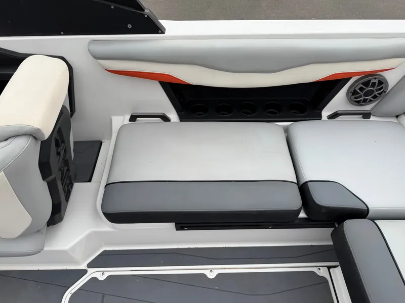 Slide: The Image of Axis Wake Research T220 2022 - 19