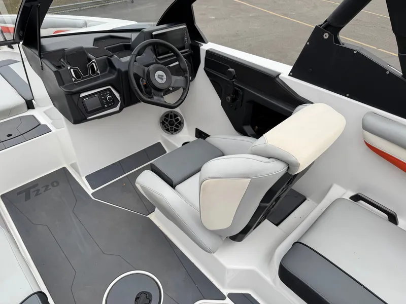 Slide: The Image of Axis Wake Research T220 2022 - 25