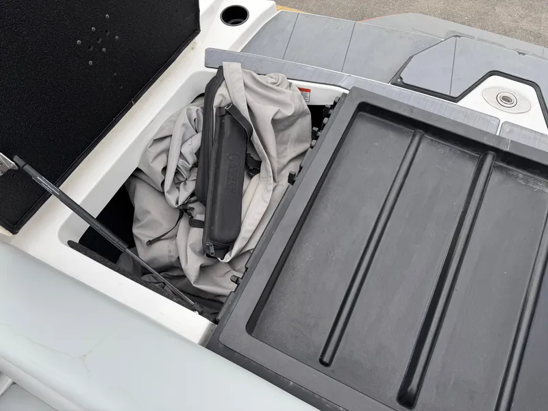 Slide: The Image of Axis Wake Research T220 2022 - 32