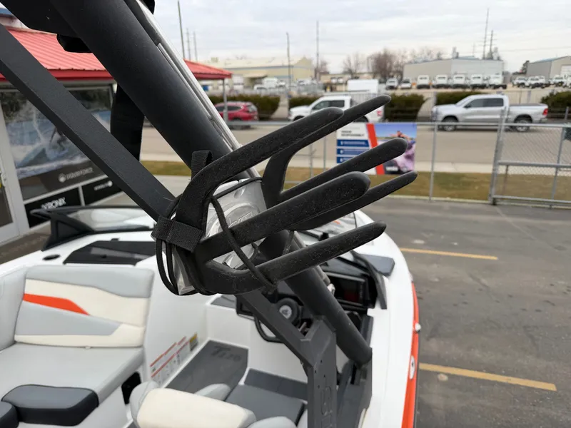 Slide: The Image of Axis Wake Research T220 2022 - 35