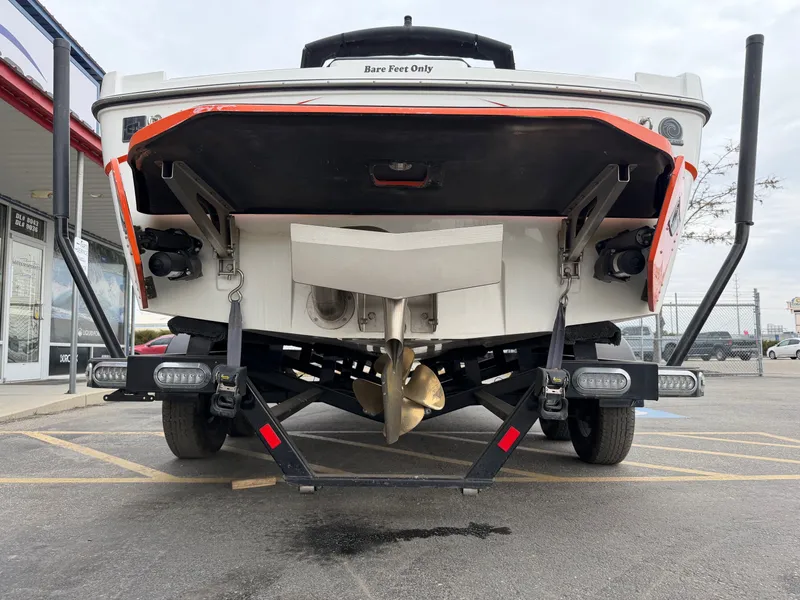 Slide: The Image of Axis Wake Research T220 2022 - 5