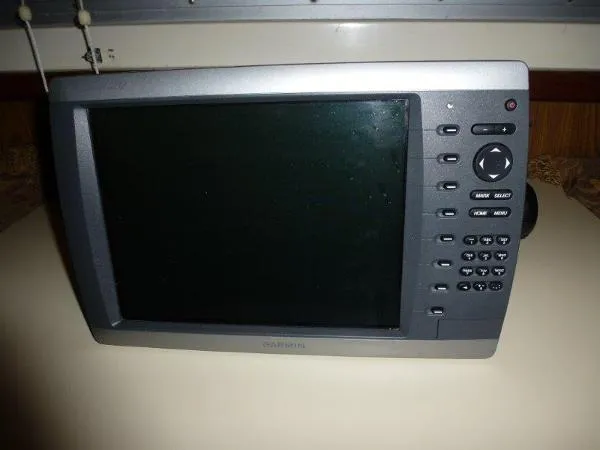 Slide: The Image of Bertram 33 Sport Fisherman 1982 - 1