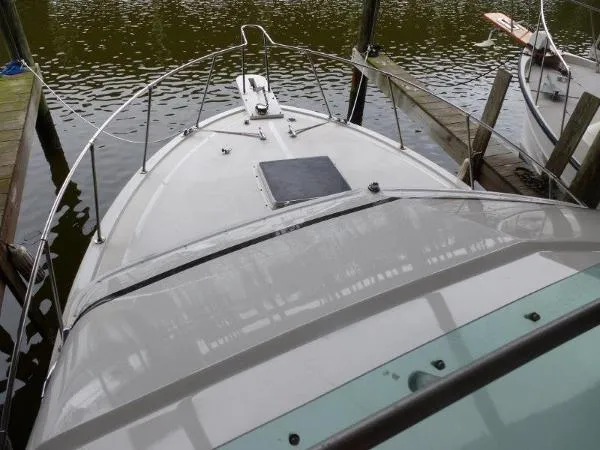 Slide: The Image of Bertram 33 Sport Fisherman 1982 - 11