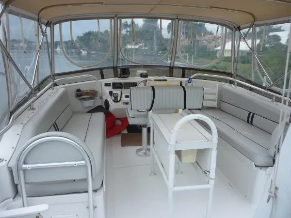 Slide: The Image of Mainship 390 Trawler 2001 - 11