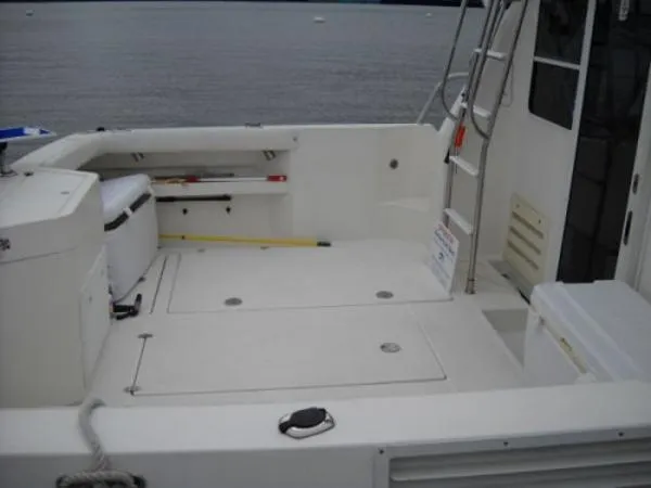 Slide: The Image of Sea Sport 3200 Pacific (Twin Diesels! ) 2000 - 2