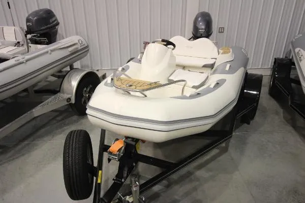 Slide: The Image of Zodiac Yachtline 340DL NEO 40hp In Stock 2015 - 3