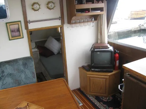 Slide: The Image of Tollycraft 34 Tri Cabin 1974 - 6