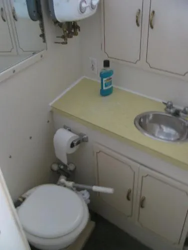 Slide: The Image of Tollycraft 34 Tri Cabin 1974 - 9