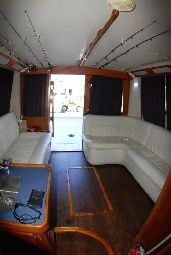 Slide: The Image of Luhrs 350 Convertible 1991 - 10