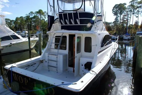 Slide: The Image of Luhrs 350 Convertible 1991 - 4