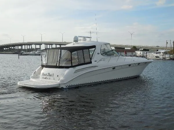 Slide: The Image of Sea Ray Sundancer 2003 - 4