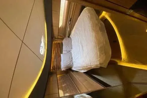 Slide: The Image of Sea Ray L590 2017 - 20