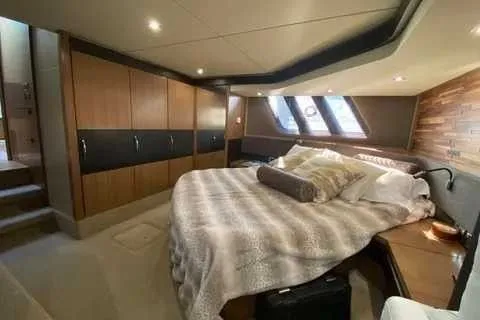 Slide: The Image of Sea Ray L590 2017 - 7