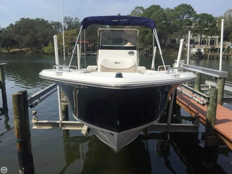 Slide: The Image of Sea Hunt Ultra 196 2012 - 2