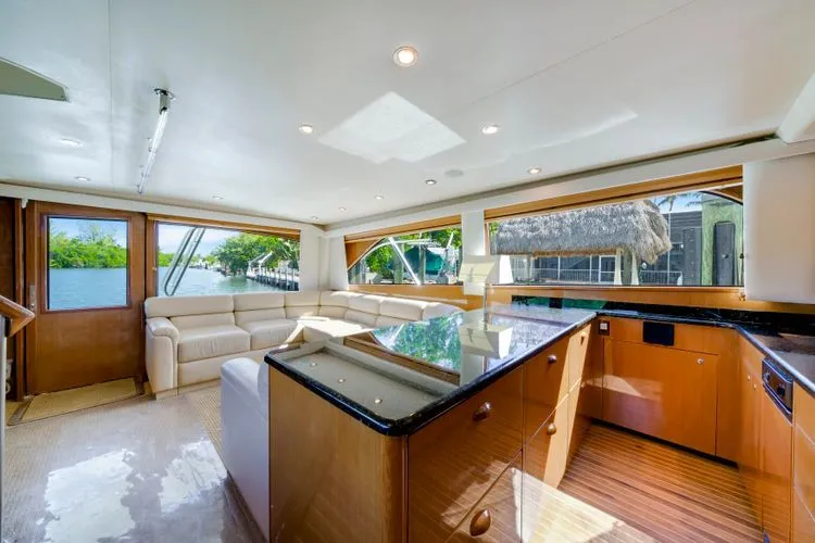 Slide: The Image of 2004 Viking Enclosed Bridge - Image 39 - 39