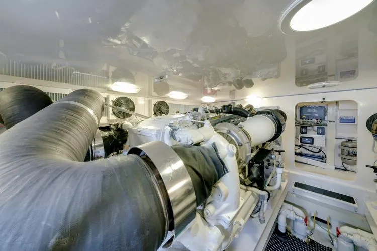 Slide: The Image of 2004 Viking Enclosed Bridge - Image 53 - 53