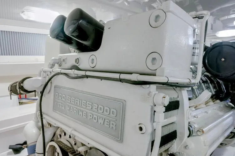 Slide: The Image of 2004 Viking Enclosed Bridge - Image 56 - 56