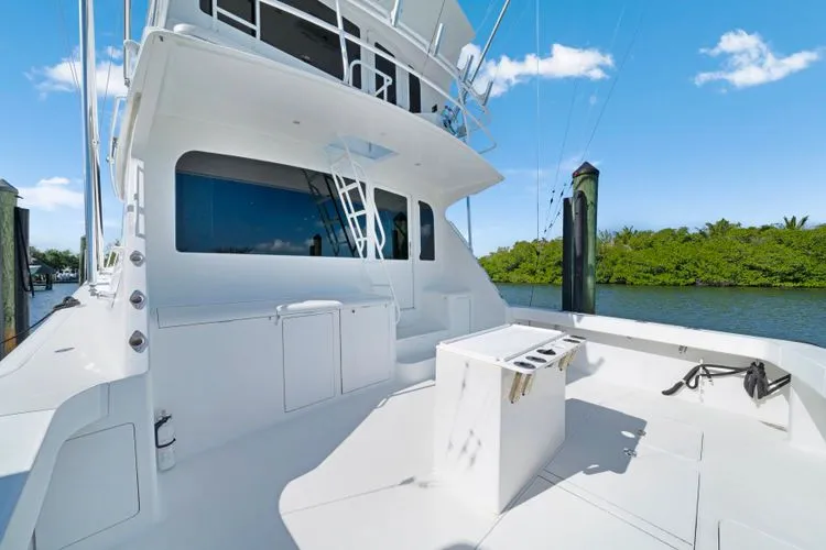 Slide: The Image of 2004 Viking Enclosed Bridge - Image 9 - 9