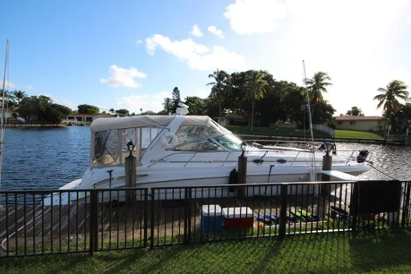 Slide: The Image of Sea Ray 380 Sundancer 1999 - 0