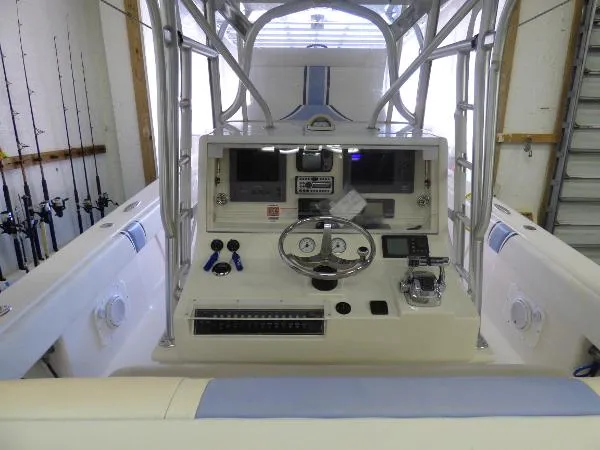 Slide: The Image of SeaVee 340B 2006 - 4