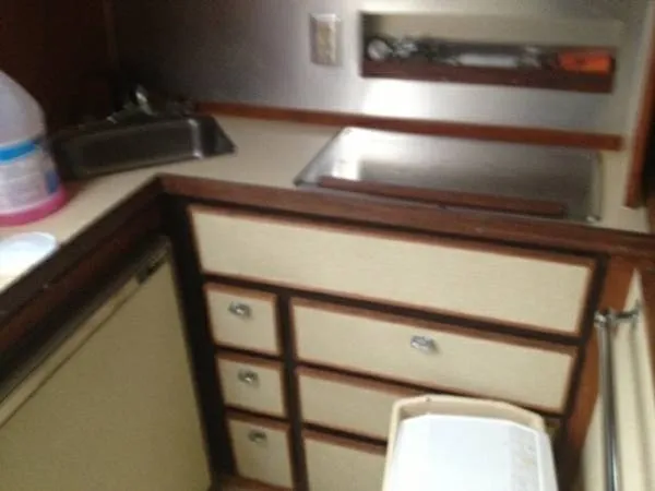 Slide: The Image of Wellcraft 313 Sun Cruiser 1982 - 8