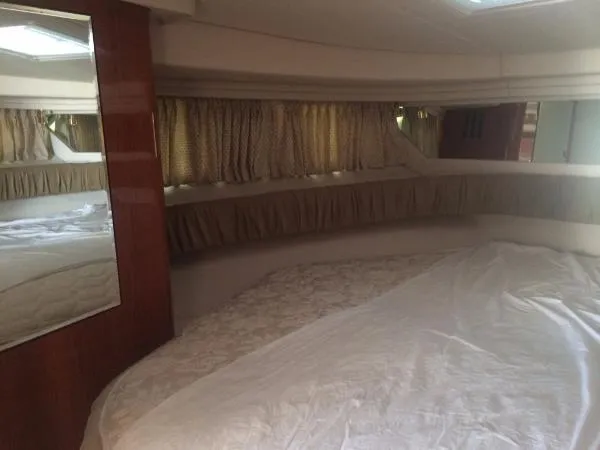 Slide: The Image of Sea Ray 380 Sundancer 2001 - 7
