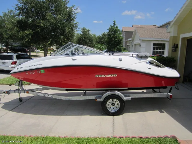 Slide: The Image of Sea-Doo 180 Challenger SE 2012 - 6