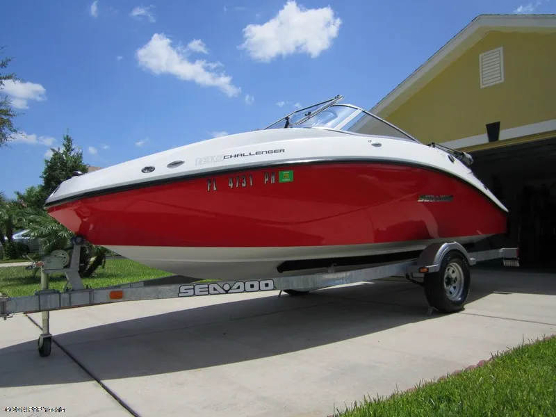 Slide: The Image of Sea-Doo 180 Challenger SE 2012 - 9