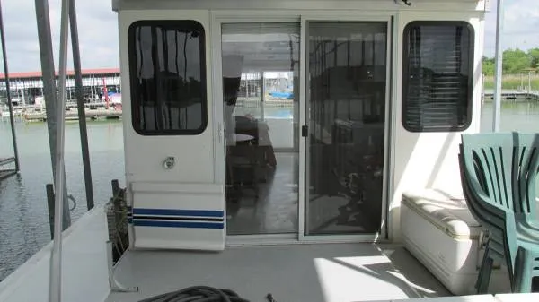 Slide: The Image of Vagabond Cruiser 10 X 35 2002 - 3
