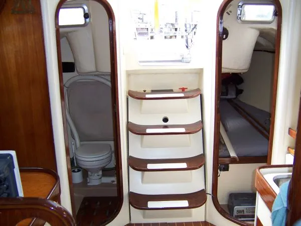 Slide: The Image of Beneteau First 32 1984 - 7